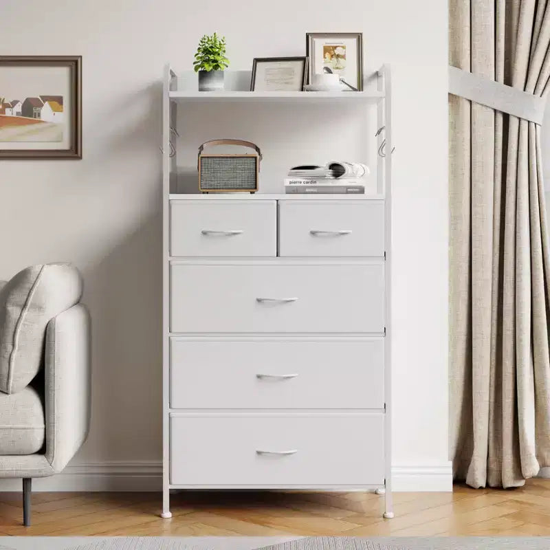 Commode 5 tiroirs en fer, MDF, PB et tissu non-tissé